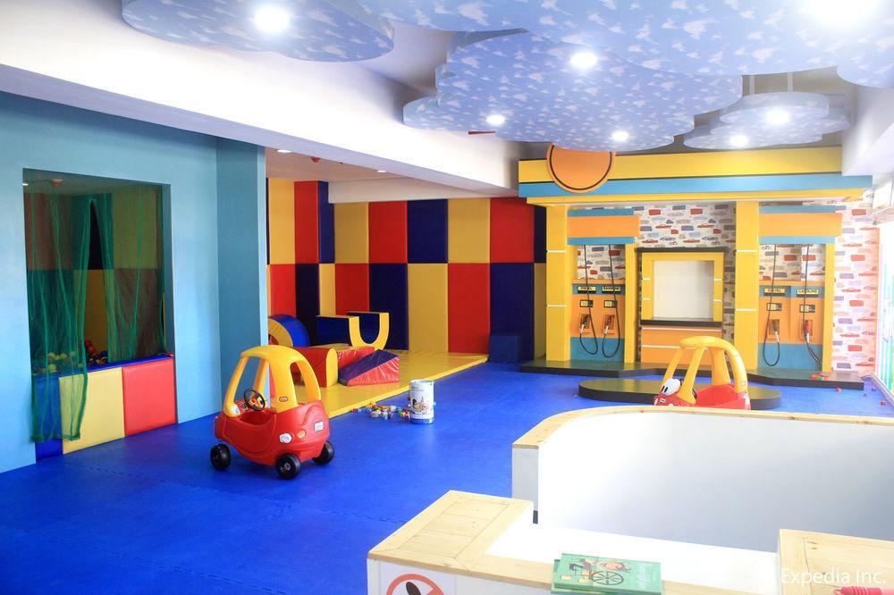 באגויו Newtown Plaza Hotel מראה חיצוני תמונה