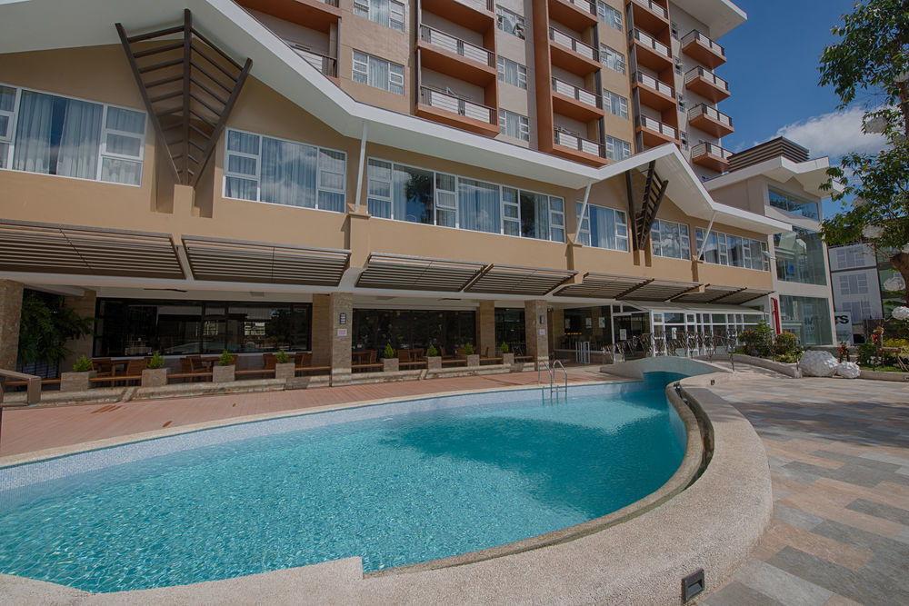 באגויו Newtown Plaza Hotel מראה חיצוני תמונה
